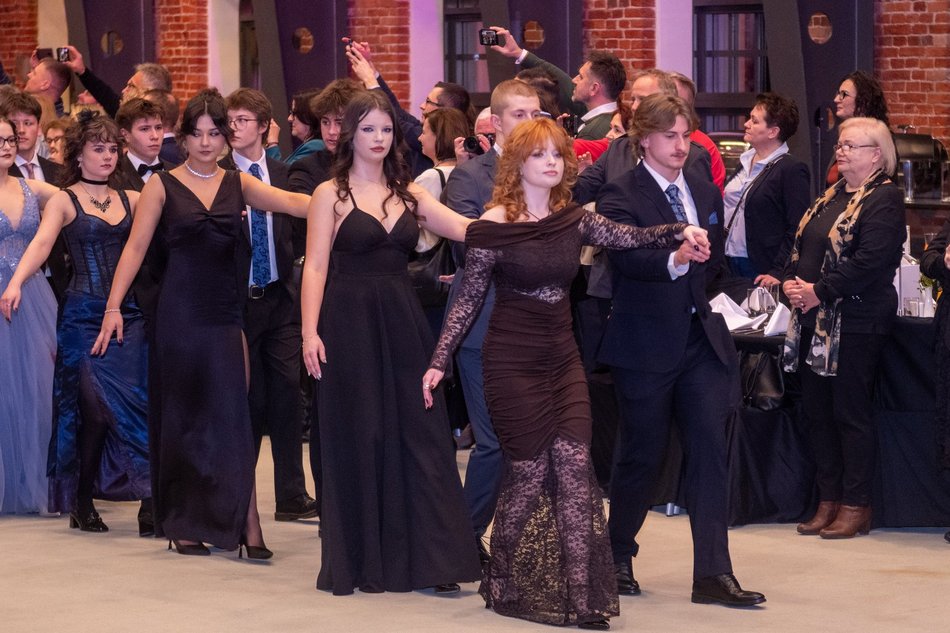 Łódź. Studniówka I LO w Łodzi