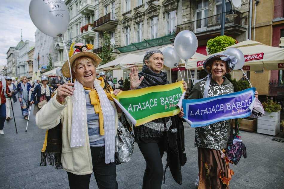 seniorzy podczas senioraliów w Łodzi