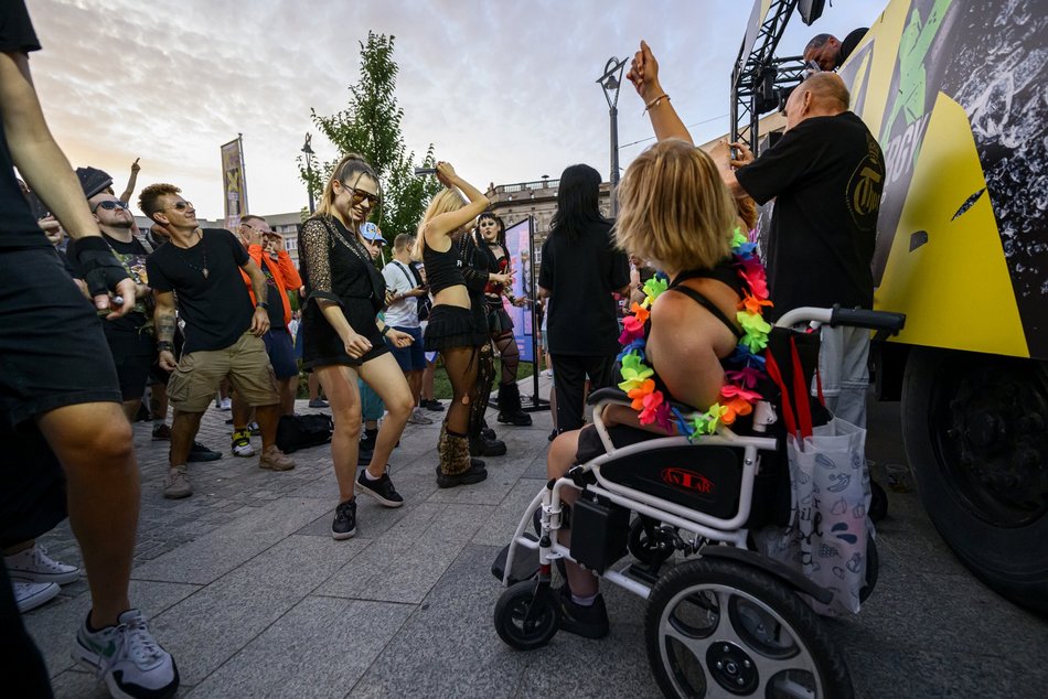 Łódź. Hołd dla DJ Hazela na Paradzie Wolności 2025 w Łodzi. Tak oddali go łodzianie!