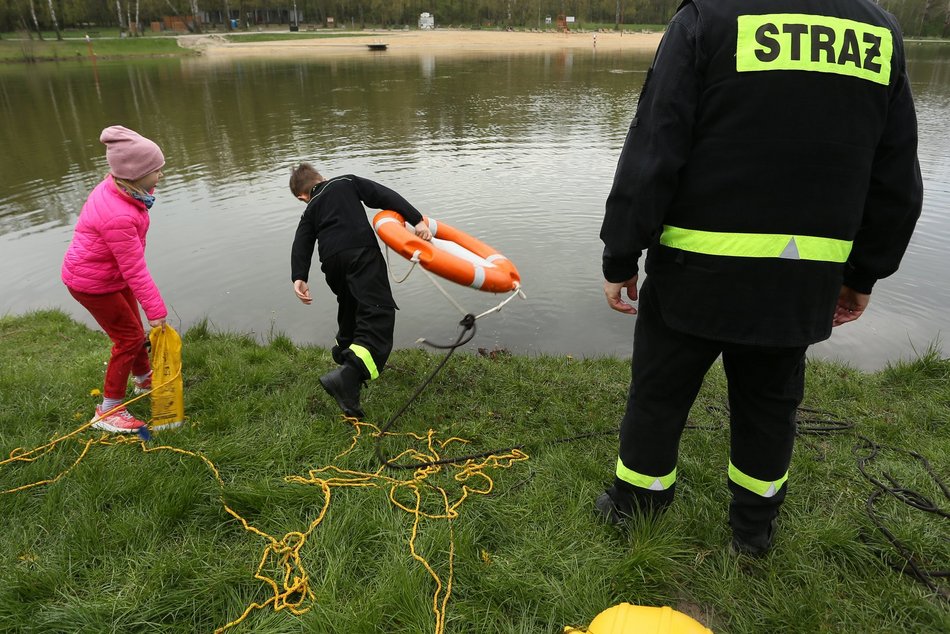 Rodzinny piknik w Arturówku. Kurs udzielania pierwszej pomocy, warsztaty dla dzieci, pokaz ratownictwa medycznego