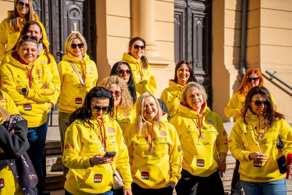 Łódź. Zobacz, jak "Babski Rajd AutoMocne" popędził Piotrkowską w Łodzi!
