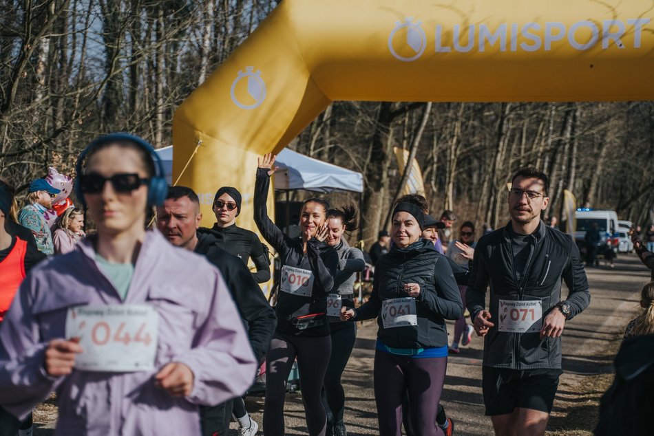 Łódź. Biegowy Dzień Kobiet 2026 w Parku na Zdrowiu w Łodzi. Odszukaj się na zdjęciach!