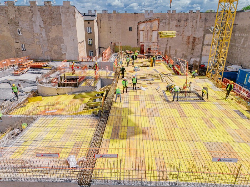 Łódź. Budowa parkingów wielopoziomowych w Łodzi. Zobacz, w jaki sposób i z czego powstają