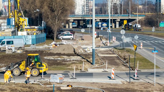 Nowa ścieżka rowerowa na Retkini w Łodzi. Powstaje 1,5 km drogi! [ZDJĘCIA]