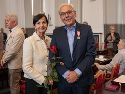 Łódź. Medale za długoletnie pożycie małżeńskie. Rekordziści świętują 63-lecie!