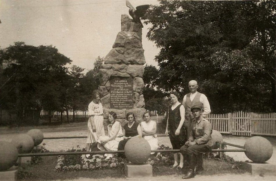 Lotnisko w Łodzi kończy 100 lat! Zobacz, jak wyglądało dawniej!