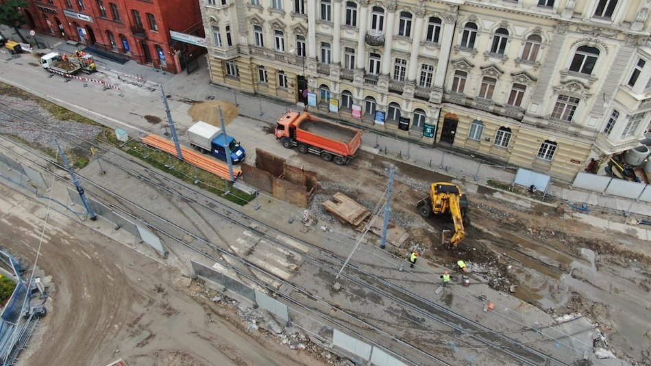 [Translate to Ukraiński:] Tunel średnicowy Łódź - widok na budowę przystanku Łódź Śródmieście