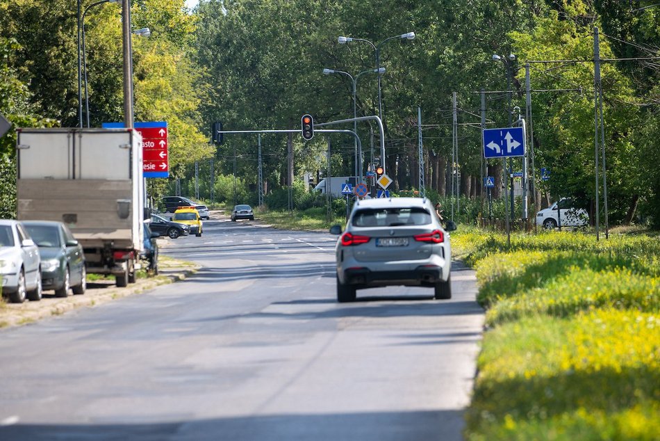Łódź. Torowisko na ul. Srebrzyńskiej w Łodzi