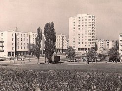 Łódź. Ulica Sporna przy ul. Wojska Polskiego w Łodzi