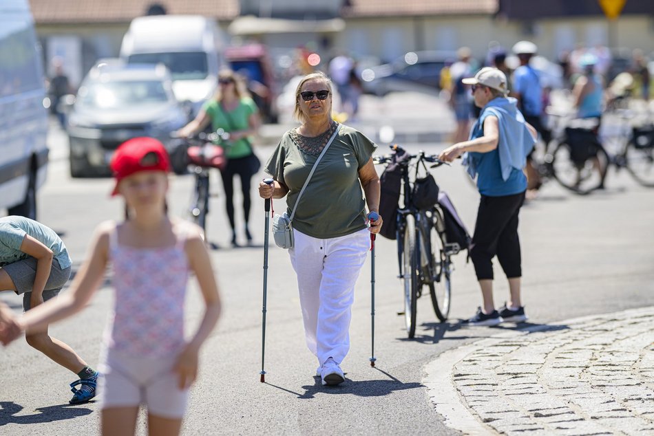 Łódź. Piknik otwarcia Szczecińskiej w Łodzi wielkim hitem. Tłumy łodzian bawią się świetnie