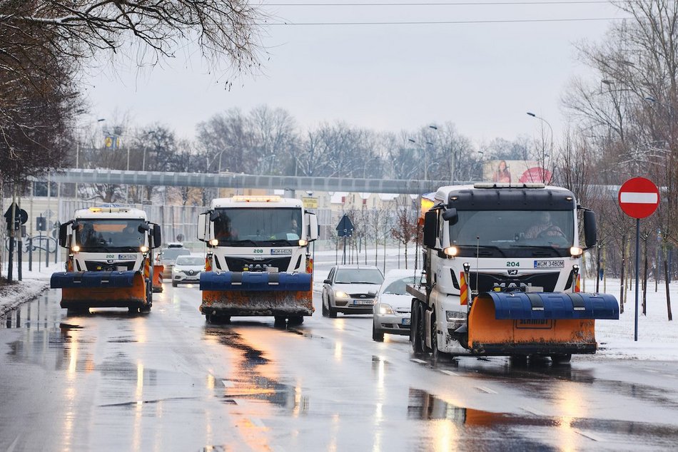 Łódź. Akcja „Zima" na ulicach Łodzi. Służby pracują w trybie ciągłym