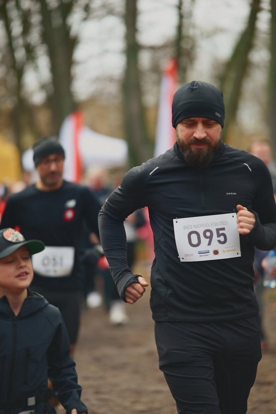 Łódź. Bieg Niepodległości w parku Julianowskim