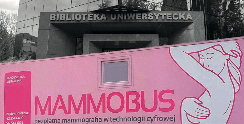[Translate to Ukraiński:] Łódź. Mammobus pod Biblioteką Uniwersytetu Łódzkiego