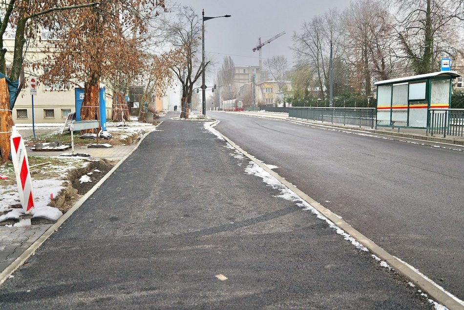 Łódź. Remont. Bratysławska Karolew w Łodzi nowy asfalt