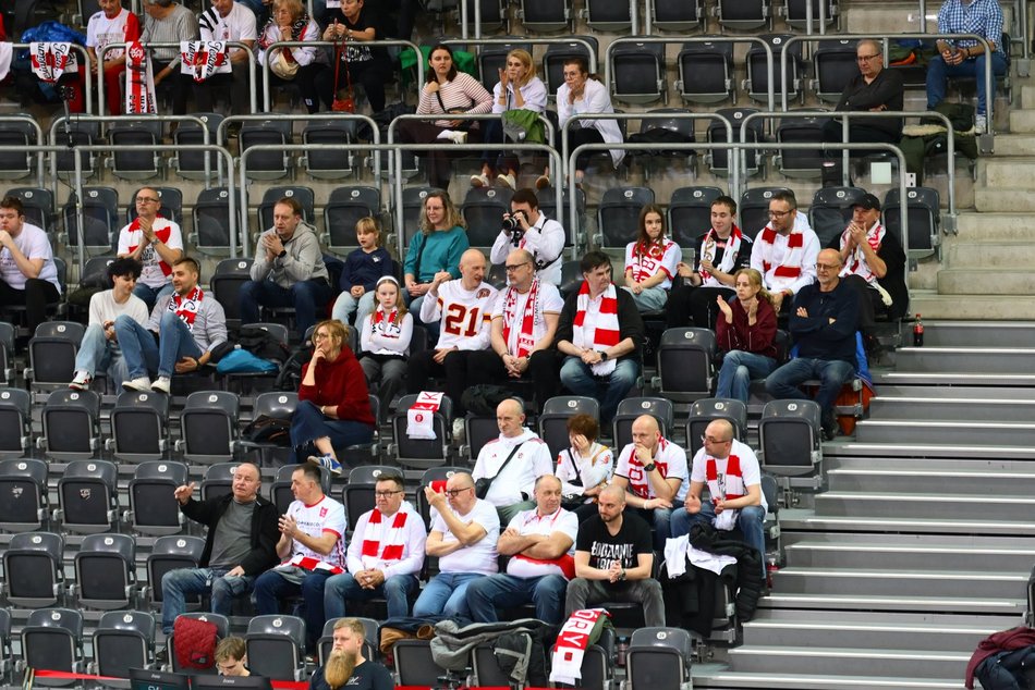 Łódź. Kibice na meczu ŁKS Commercecon Łódź z ITA TOOLS STAL Mielec. Byłeś/aś?