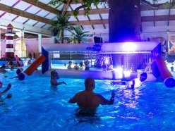 Łódź. Nocne pływanie w Aquaparku Fala w Łodzi