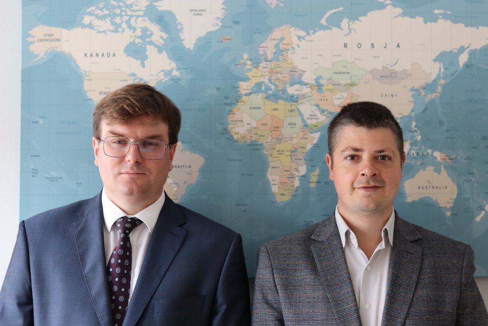 Łódź. Prawnicy z Łodzi prowadzą podcast o prawie międzynarodowym. Czego możesz się dowiedzieć?