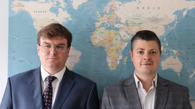 Prawnicy z Łodzi prowadzą podcast o prawie międzynarodowym. Czego możesz się dowiedzieć?
