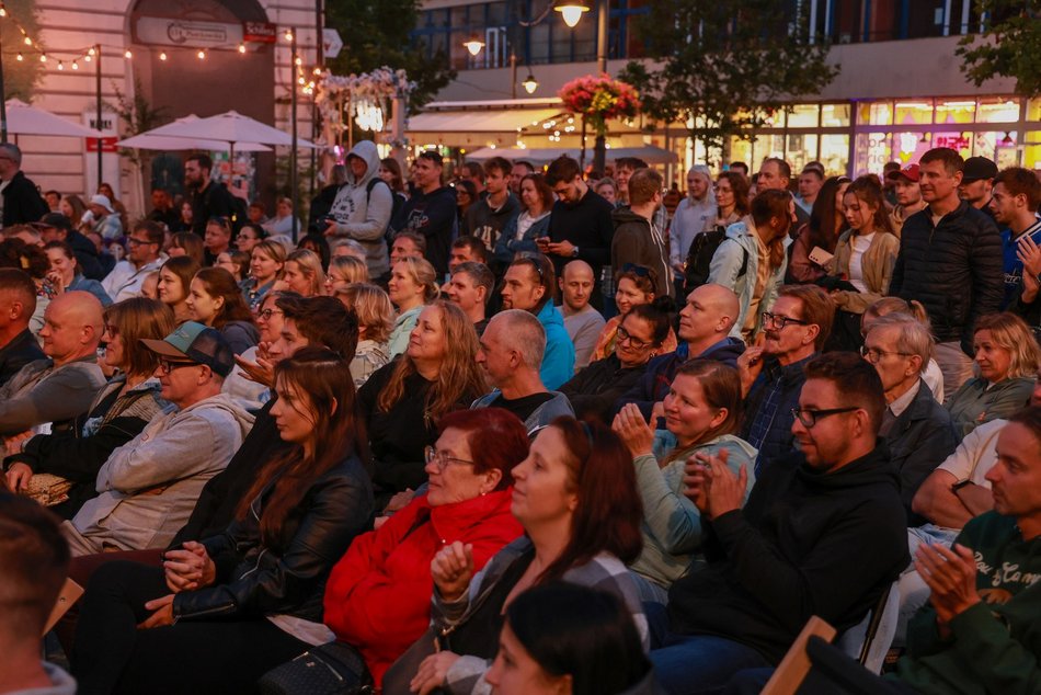 Łódź. Stand-up Piotrkowska w Łodzi. Za nami kolejny wieczór z dobrym humorem [ZDJĘCIA]