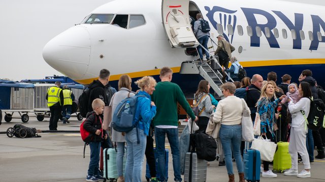 Lotnisko w Łodzi rozpoczyna sezon zimowy. Hitem loty do Malagi. Nowych rejsów jest więcej! [SZCZEGÓŁY]