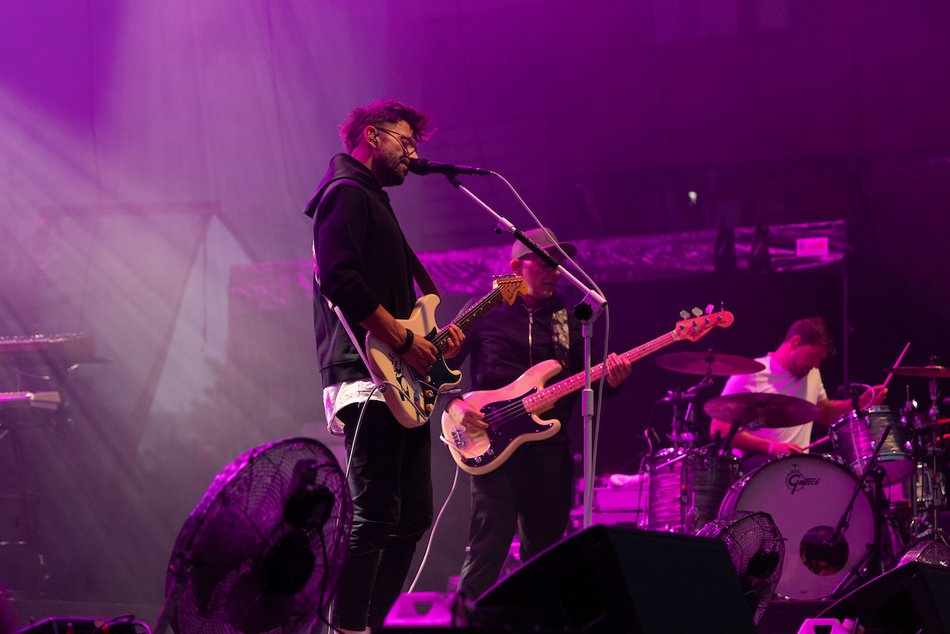 Łódź. Juwenalia 2025 w Łodzi. Tymek i Happysad zagrali na Lumumbowie!