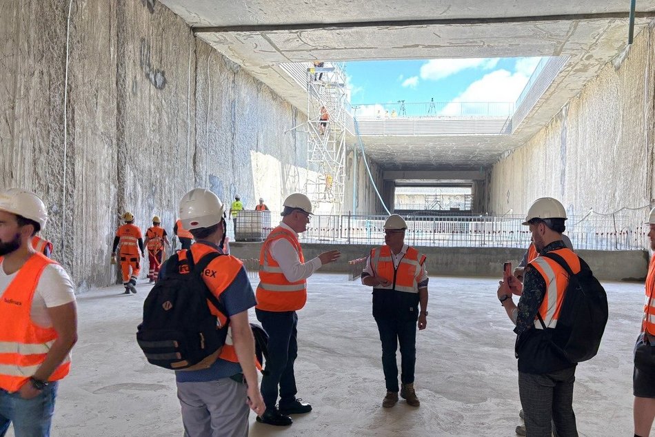 Kolej Dużych Prędkości w Łodzi. Koniec budowy komory startowej, mogą już drążyć!