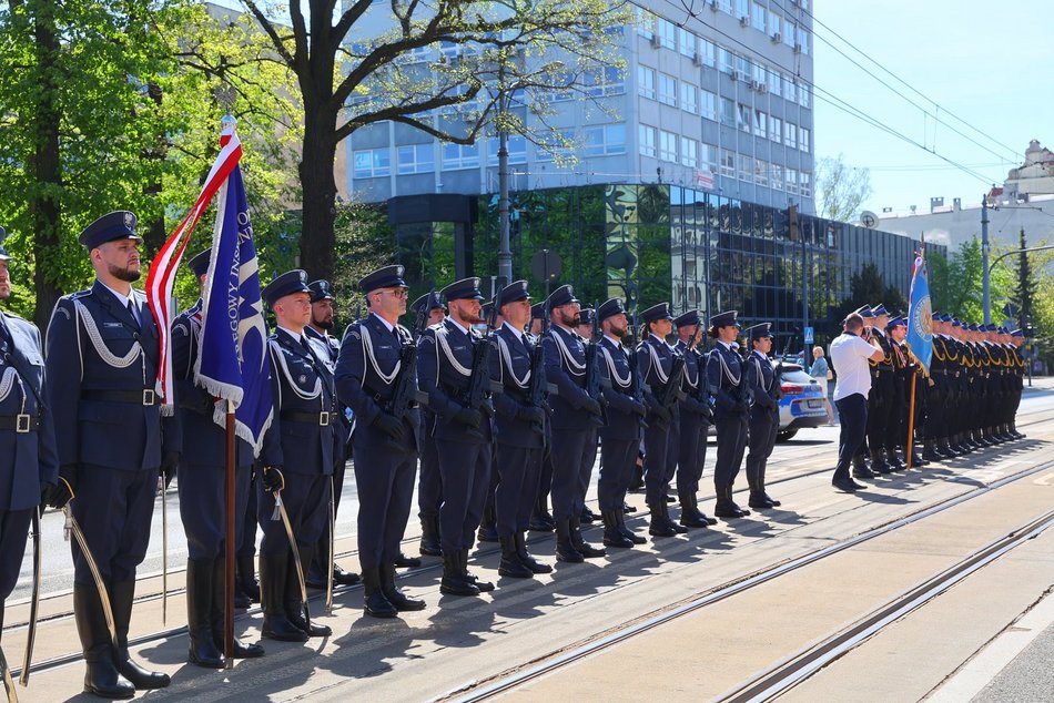 Łódź. Święto Konstytucji 3 Maja. Tak wyglądały obchody pod Katedrą w Łodzi