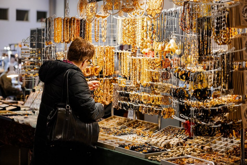 Łódź. Targi kamieni w hali Expo Łódź. Minerały, naturalna biżuteria, rękodzieło i... meteoryty!
