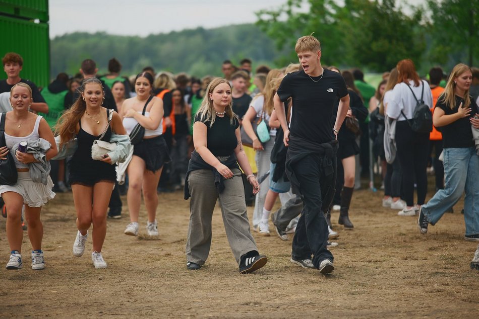 Deszcz im niestraszny! Pierwsi festiwalowicze rozpoczęli trzeci dzień Łódź Summer Festival 2025!