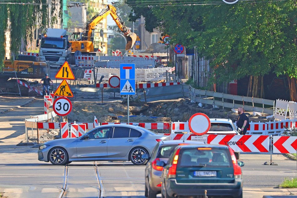 Remont Franciszkańskiej w Łodzi. Kamienica wyburzona