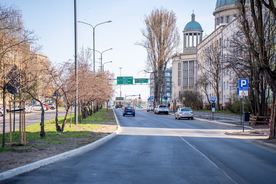 Łódź. Remonty ulic w Śródmieściu w Łodzi. Uniwersytecka już otwarta, a co z resztą?