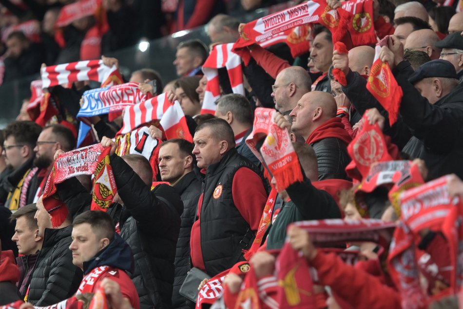 Łódź. Kibice na meczu Widzew Łódź - Bruk-Bet Termalica Nieciecza. Byłeś/aś? Znajdź się w galerii!
