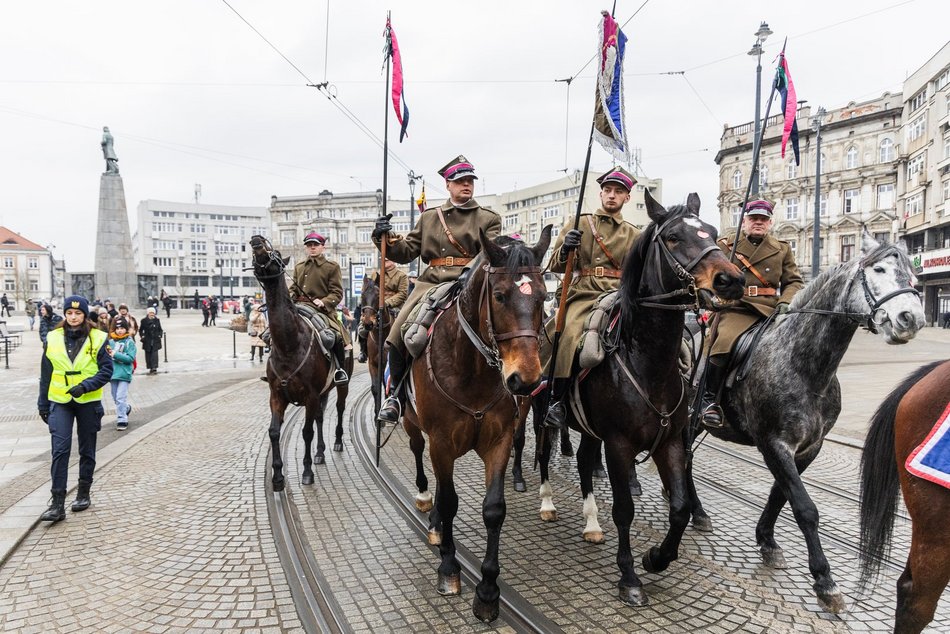 Łódź. WOŚP 2025 w Łodzi. Wielka Szarża przeszła Piotrkowską. Co za widok!