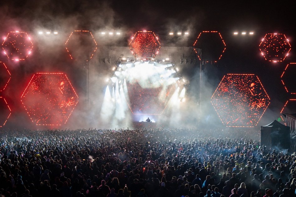 Łódź. TOP 20 najlepszych zdjęć z Audioriver 2025 w Łodzi. Tę edycję będziemy wspominać latami!