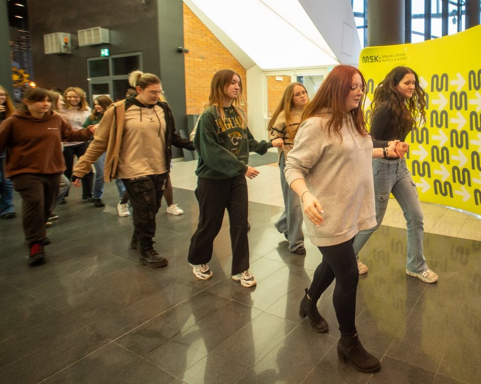 EC1 Łódź - belgijkę tańczą licealiści z II LO, III LO i XI LO