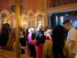 Dzień Kobiet w Muzeum Miasta Łodzi. Silent disco, wieczór z planszówkami i oprowadzanie po wystawie