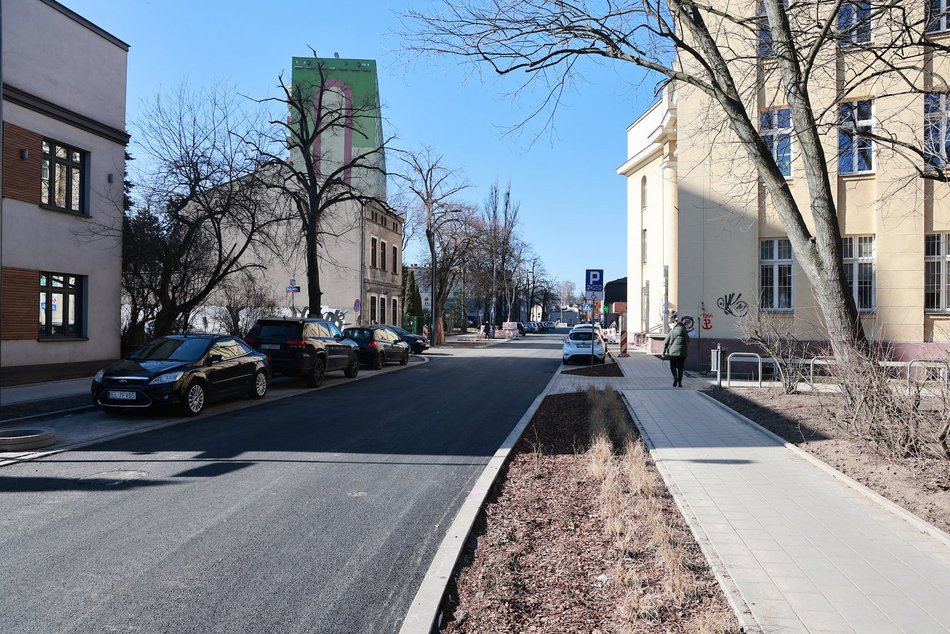 Łódź. Remont Leczniczej w Łodzi. Trwają ostatnie prace przed otwarciem ulicy