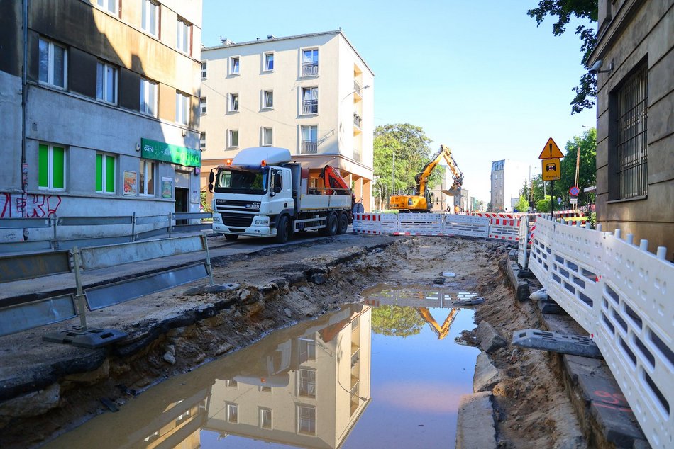 Remont Franciszkańskiej w Łodzi. Kamienica wyburzona