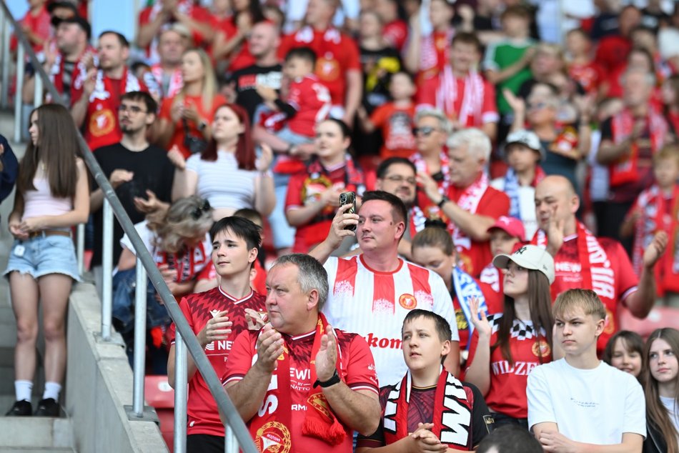 Łódź. Kibice na meczu Widzew II Łódź - Pelikan Łowicz. Odszukaj się w galerii!