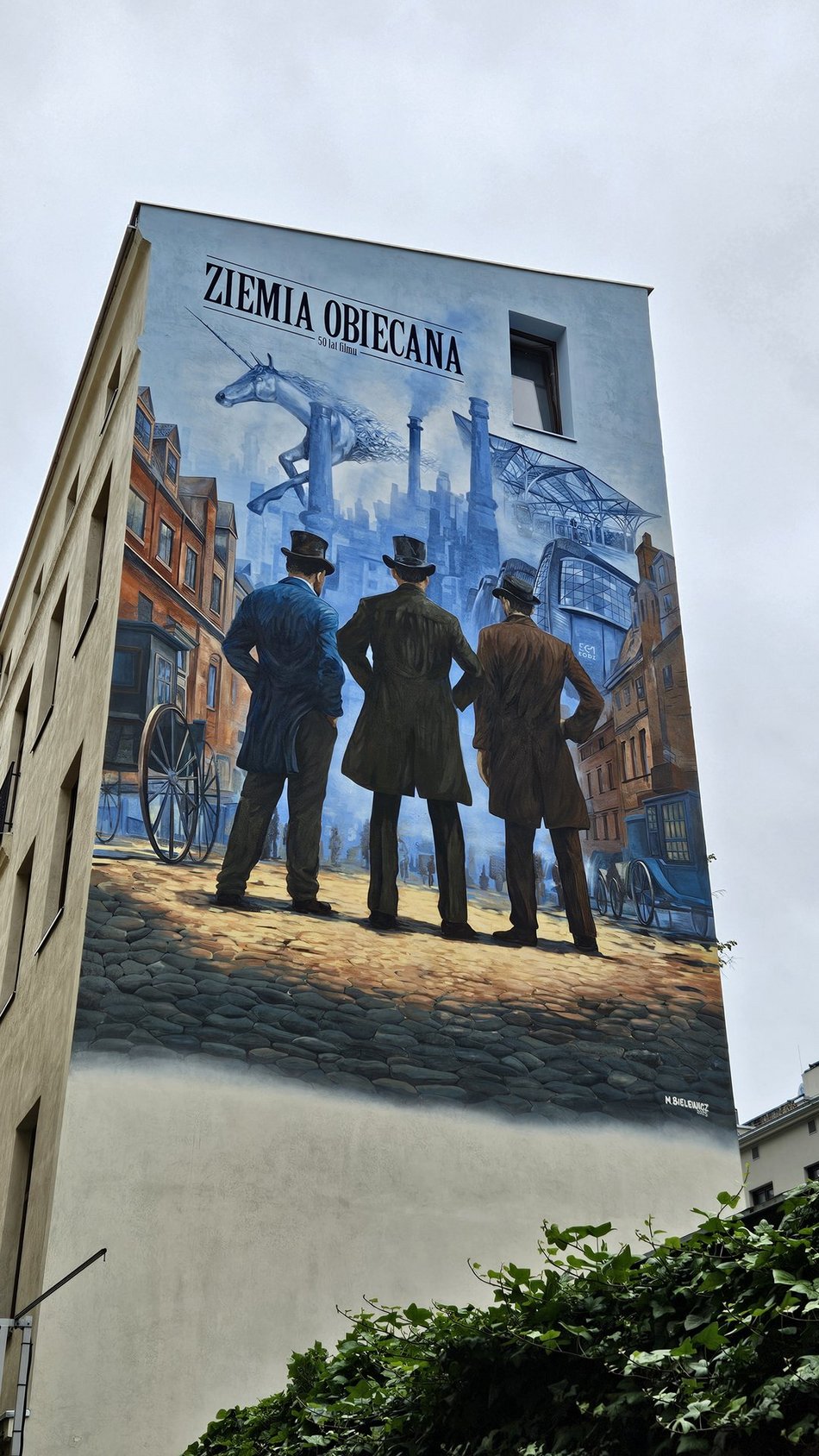 Łódź. Nowy mural w centrum Łodzi! To hołd dla „Ziemi obiecanej”