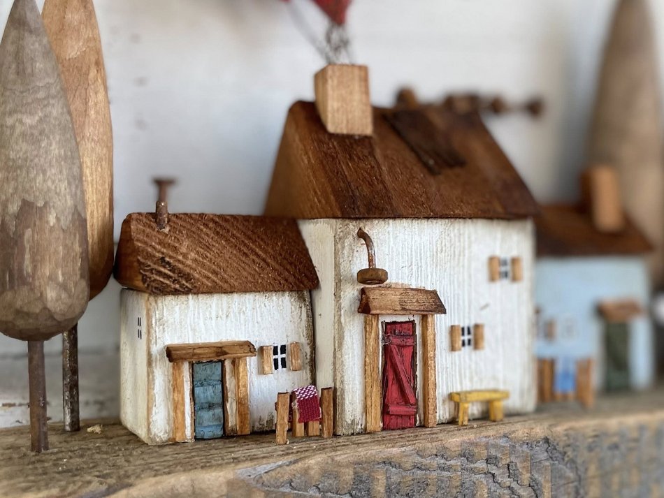 Łódź. Domkowy Warsztat Joanny Dulas z okolic Łodzi. Niepowtarzalne dekoracje z deski i wyobraźni