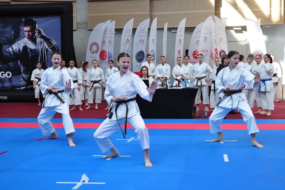 Karatecy z Łodzi podbijają kraj! Mnóstwo medali z Mistrzostw Polski [SZCZEGÓŁY]