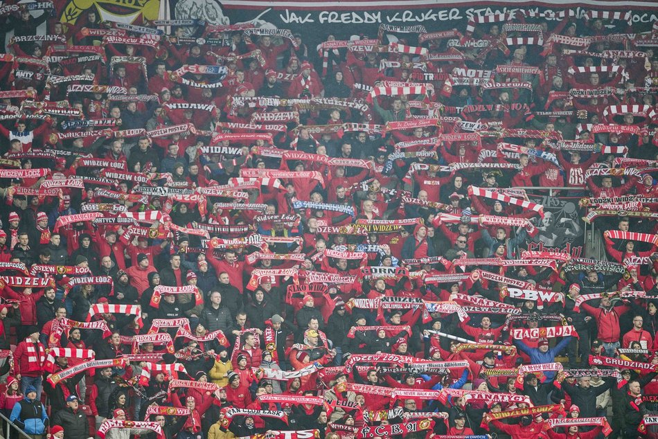 Kibice na meczu Widzewa Łódź z Jagiellonią Białystok