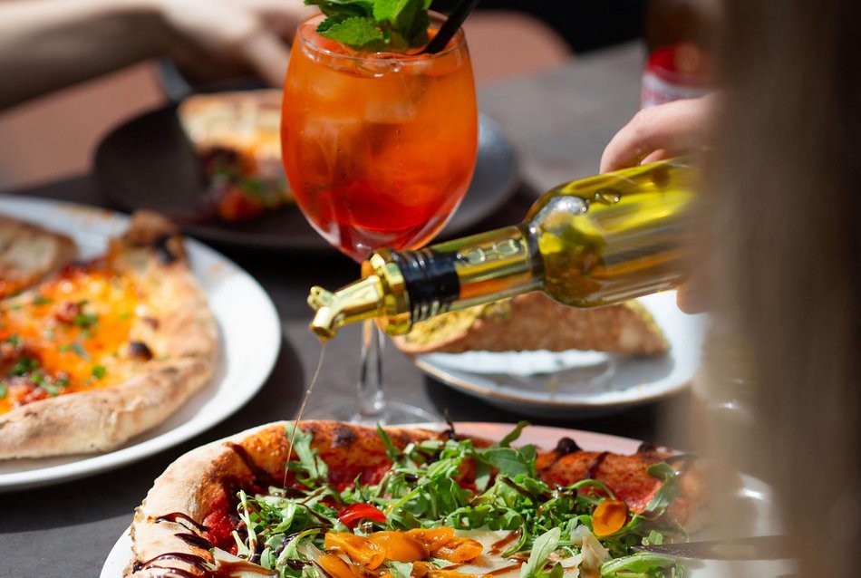 Łódź. Feliczita serwuje pizzę w Nowosolnej w Łodzi. W menu także świetne desery