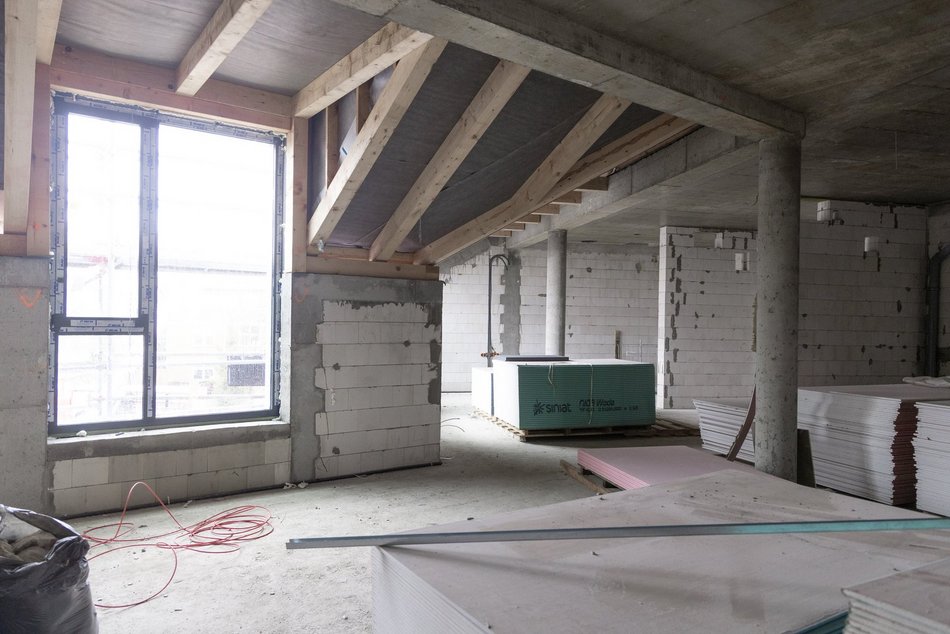 Nowe przedszkole w Nowosolnej pnie się w górę