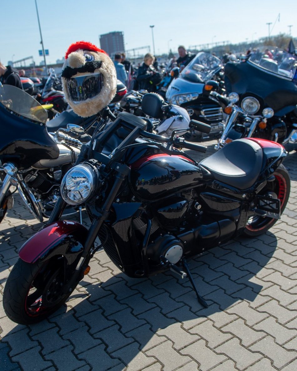 Parada motocyklistów przejechała ulicami Łodzi. Sezon rozpoczęty! Byłeś?