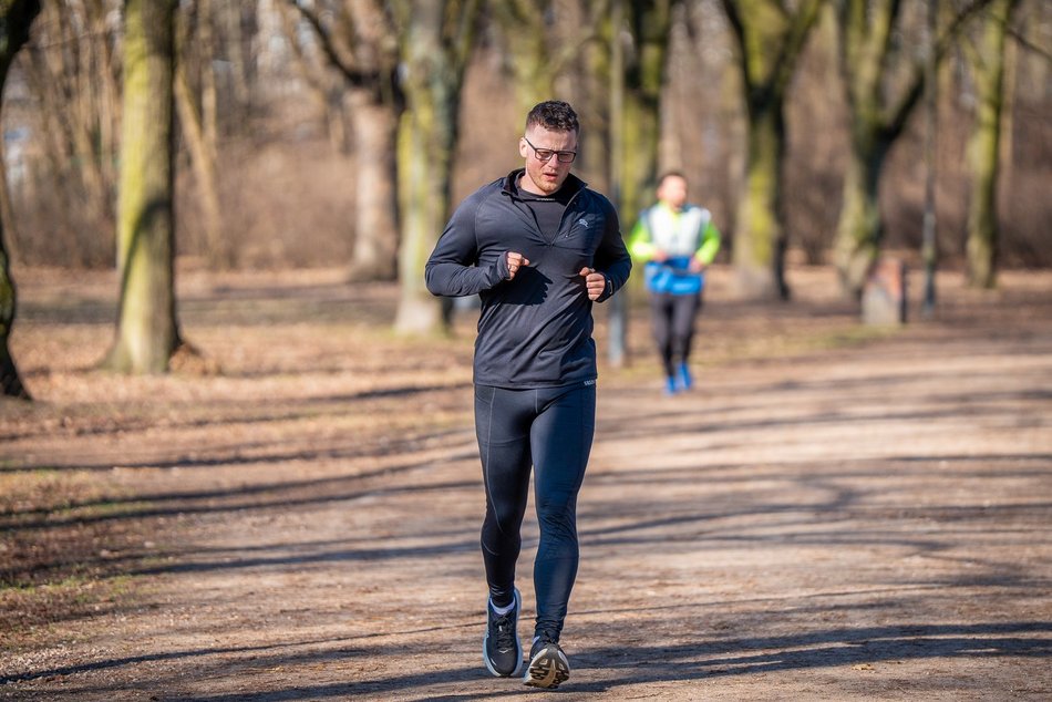 Łódź. Parkrun w Parku Poniatowskiego w Łodzi. Brałeś udział w biegu? Znajdź się na zdjęciach!