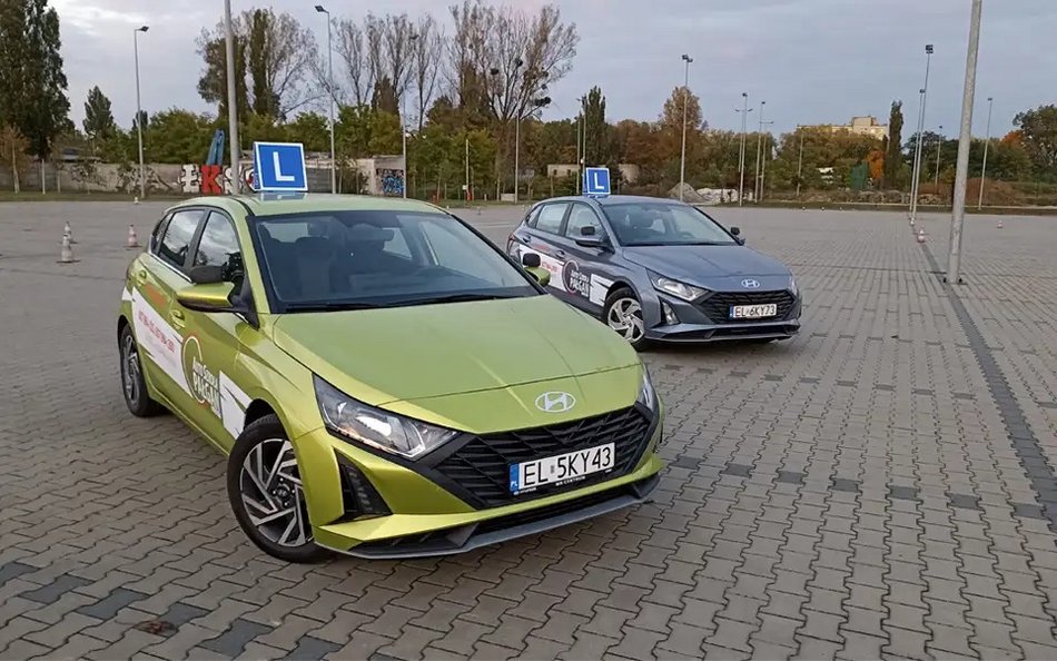 Łódź. TOP 10 najlepszych szkół jazdy w Łodzi. Sprawdź, które auto szkoły najczęściej wybierają łodzianie!