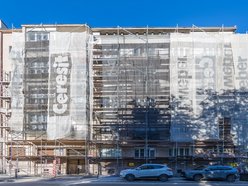 Perełka modernizmu przy Anstadta do remontu. Skryła się już właśnie za rusztowaniami