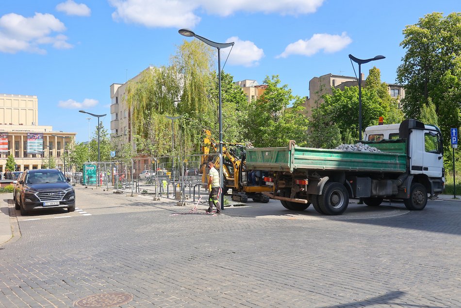 Łódź. Więcej zieleni w centrum! Zamiast betonu będą kolorowe byliny, krzewy i piękne rabaty